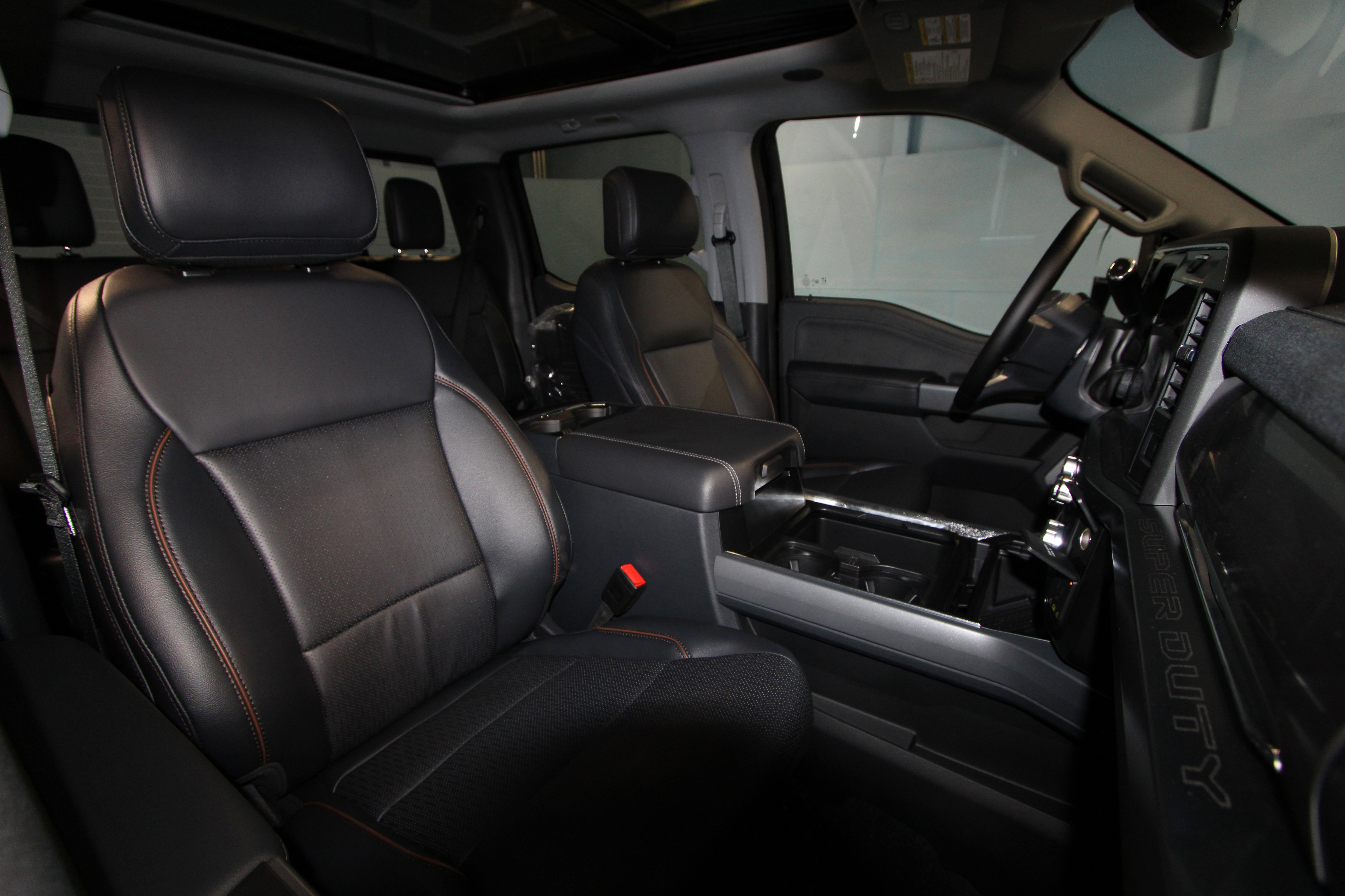 New 2025 Ford F250 Lariat w/ Lariat Ultimate Package AWD/4WD image 24