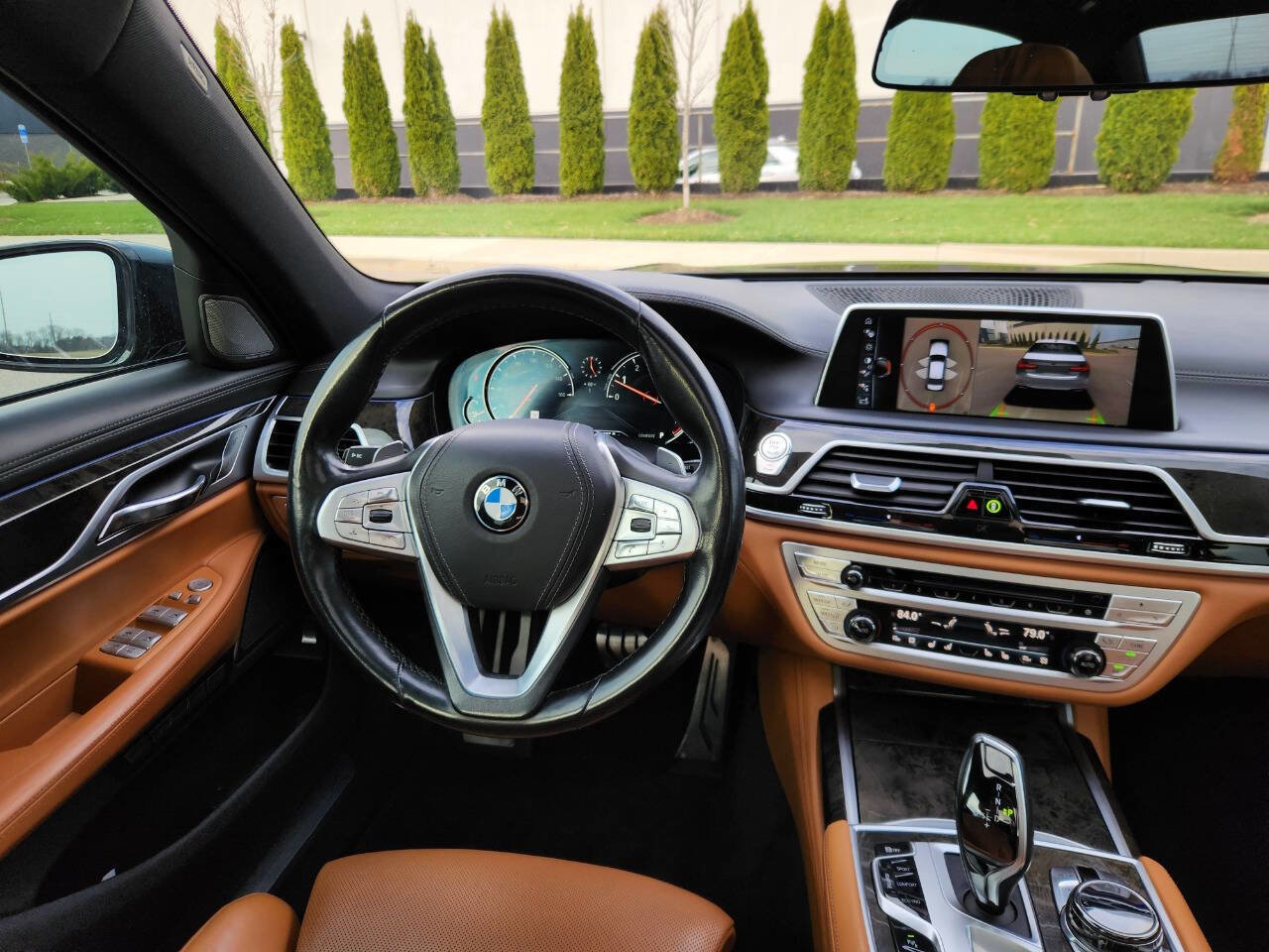 Used 2017 BMW 750i xDrive image 16