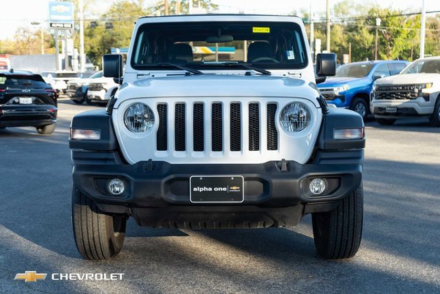 Used 2023 Jeep Wrangler Sport S image 2