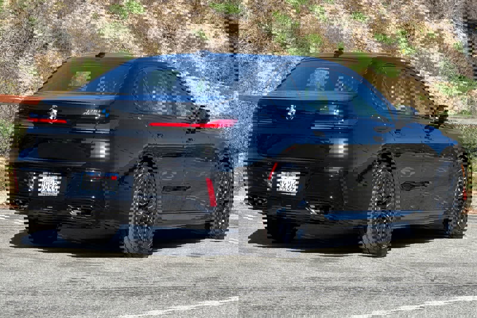 Certified 2023 BMW 760i xDrive w/ Executive Package image 2