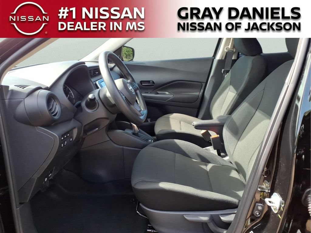 Certified 2025 Nissan Kicks Play S FWD image 23
