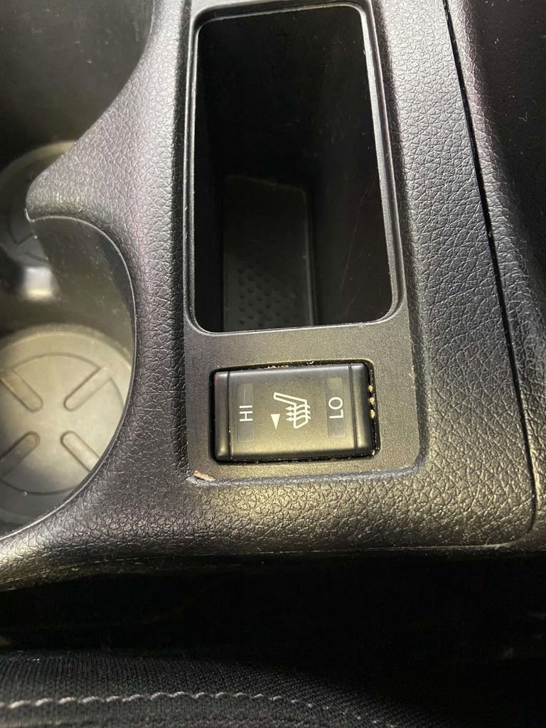 Used 2019 Nissan Rogue SV w/ Premium Package image 22