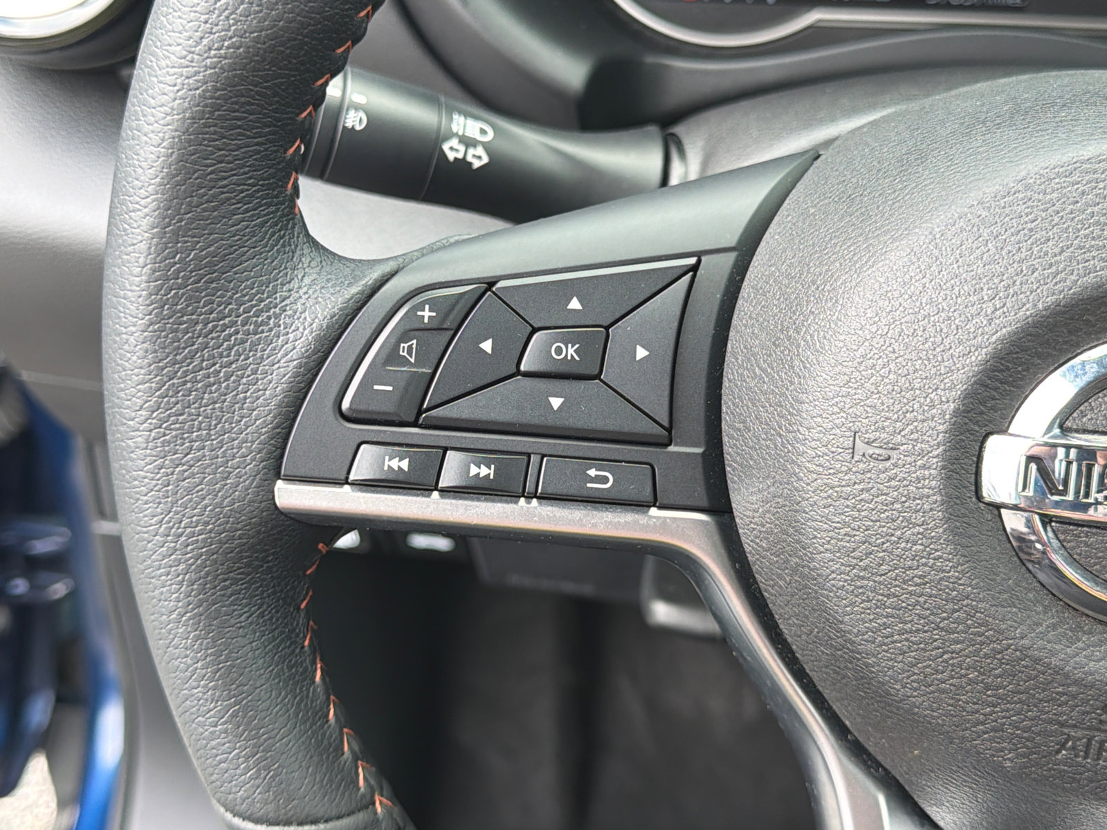 Used 2020 Nissan Kicks SR w/ SR Premium Package FWD image 24