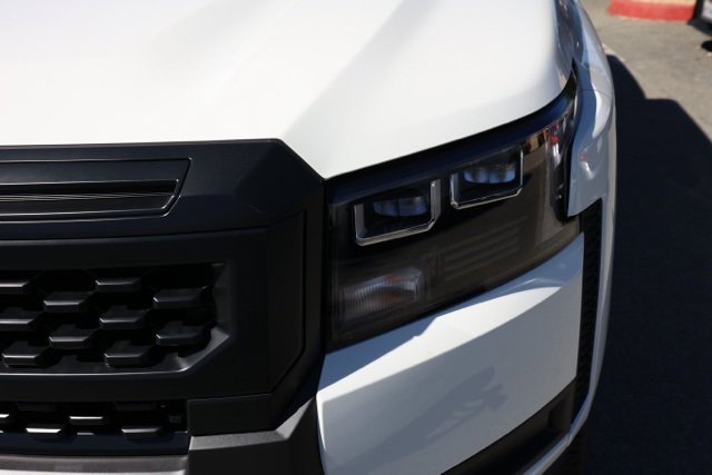 New 2026 Nissan Frontier S image 10