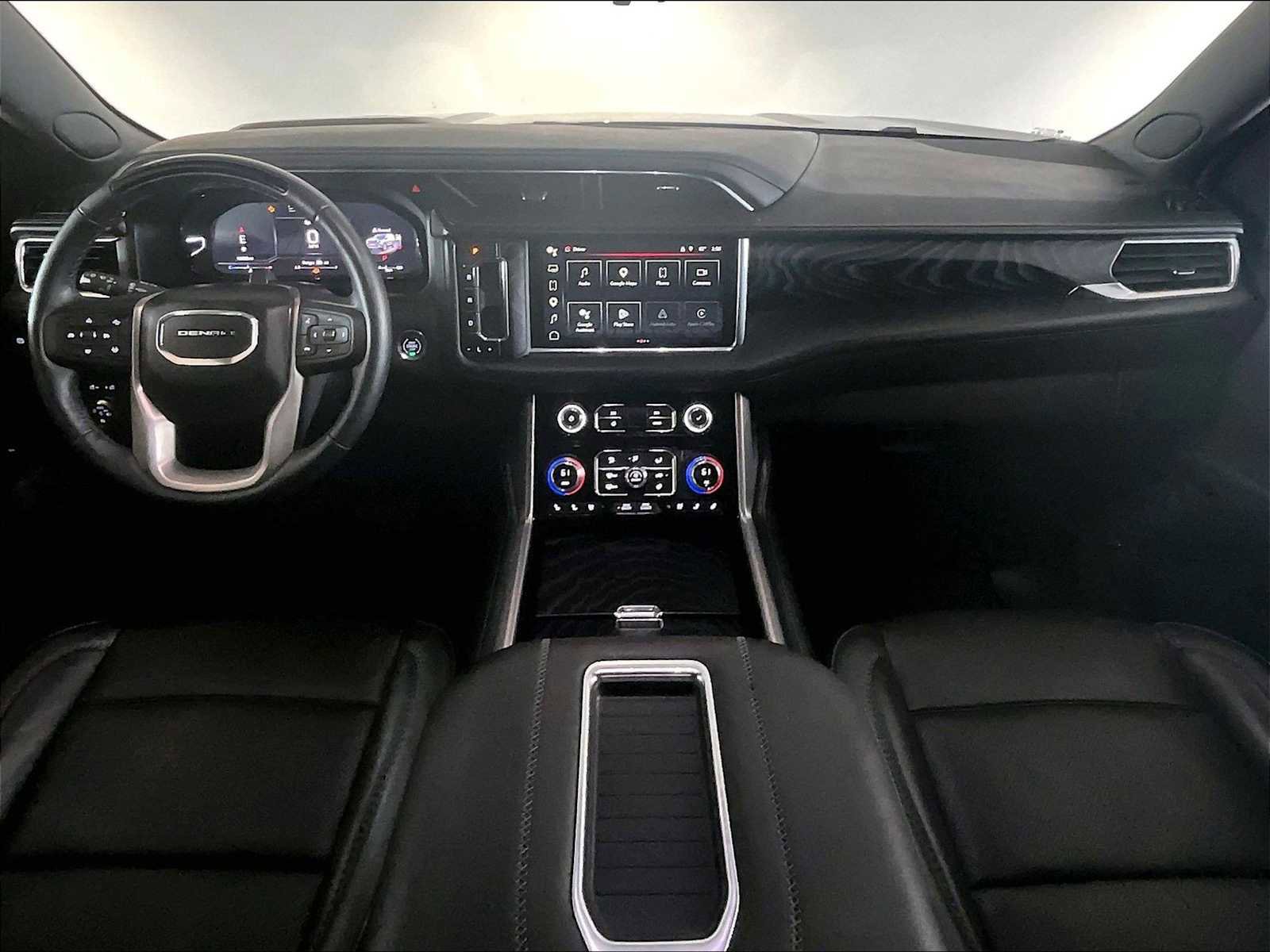 Used 2024 GMC Yukon XL Denali w/ Denali Reserve Package image 17