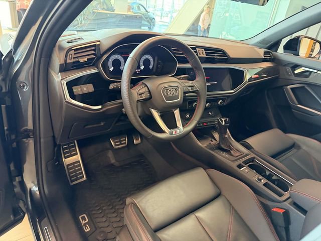 Certified 2025 Audi Q3 2.0T Premium Plus w/ Premium Plus Package image 11