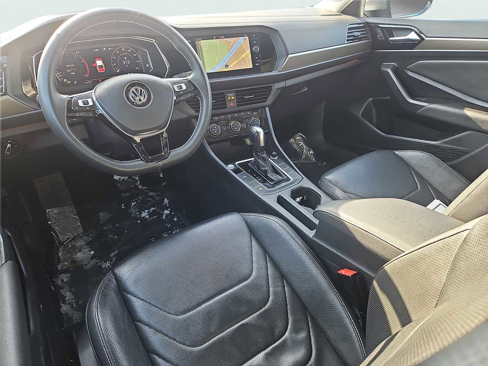 Used 2021 Volkswagen Jetta SEL Premium image 11