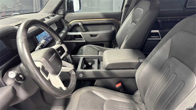 Used 2020 Land Rover Defender 110 SE image 23