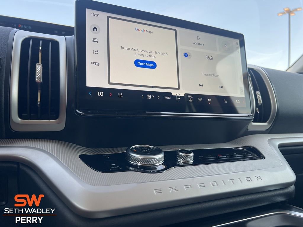 New 2025 Ford Expedition Active image 19