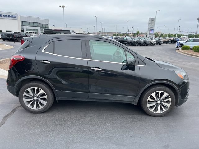 Used 2021 Buick Encore Preferred FWD image 3