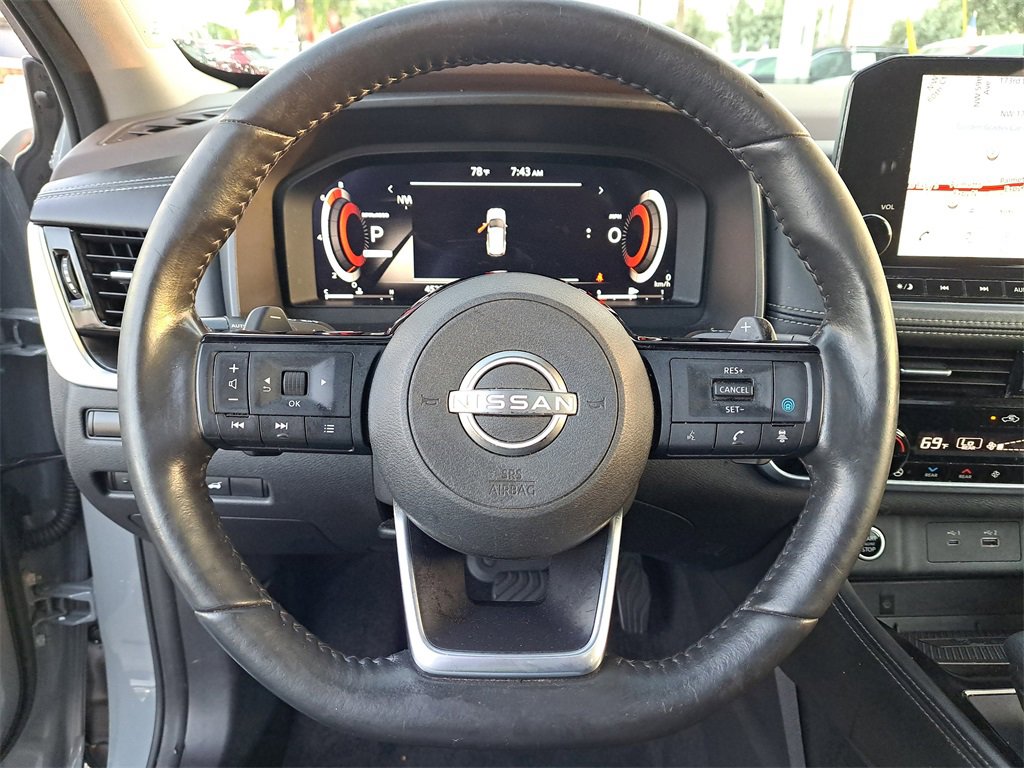 Certified 2022 Nissan Rogue Platinum w/ Head-Up Display Package image 17
