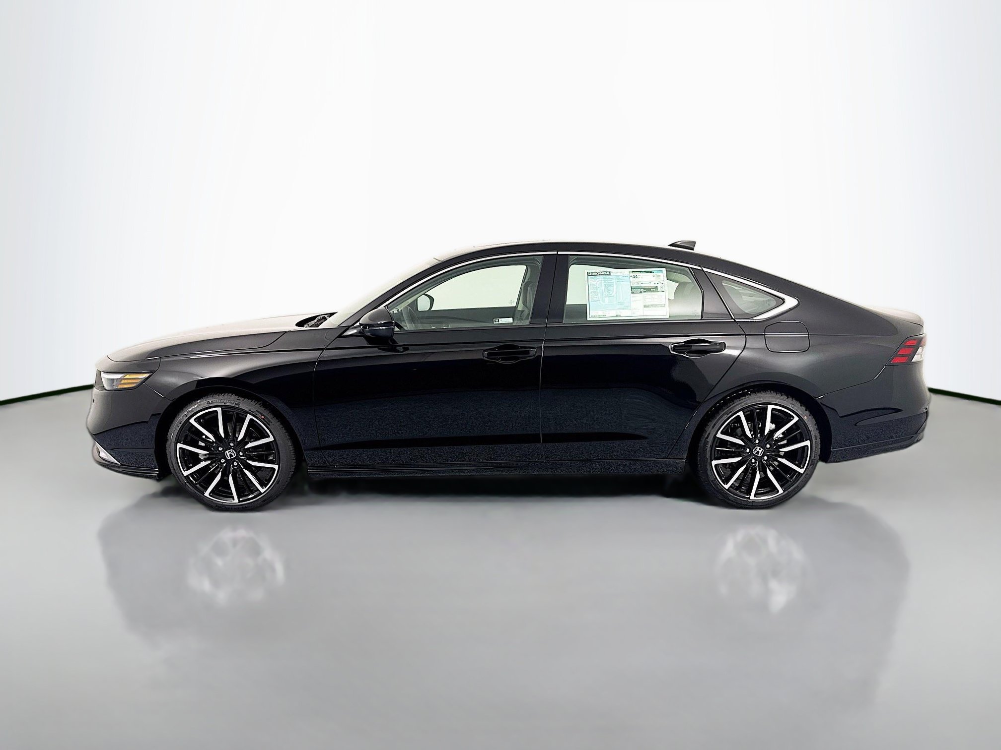 New 2026 Honda Accord Touring image 8