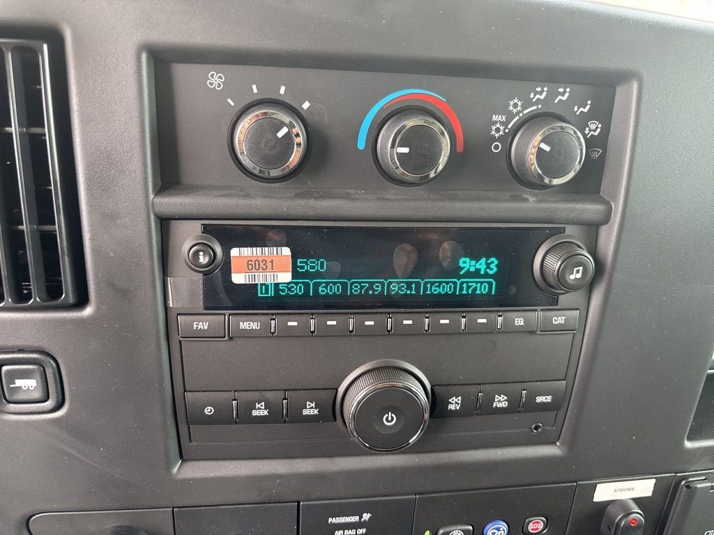 New 2025 Chevrolet Express 3500 w/ Power Convenience Package image 35