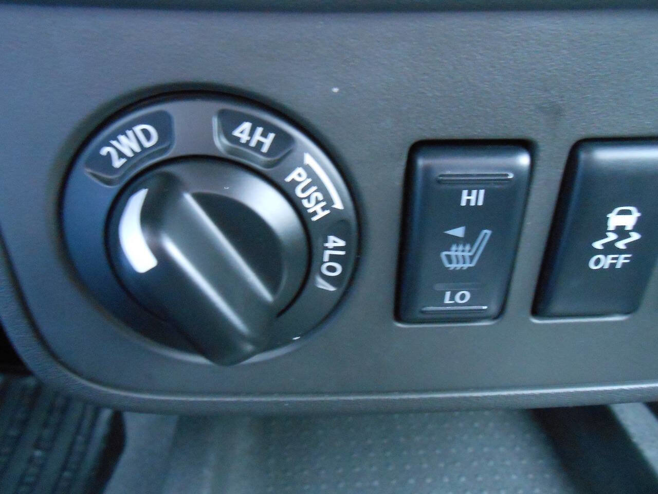 Used 2019 Nissan Frontier PRO-4X w/ Pro-4x Luxury Package AWD/4WD image 15