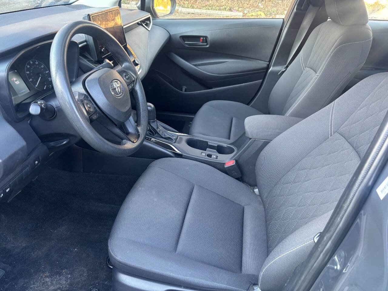 Used 2023 Toyota Corolla LE image 14