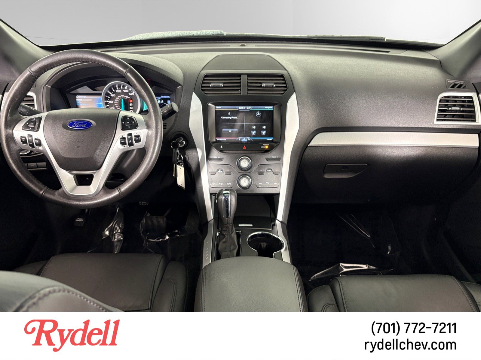 Used 2015 Ford Explorer XLT w/ Equipment Group 202A image 12