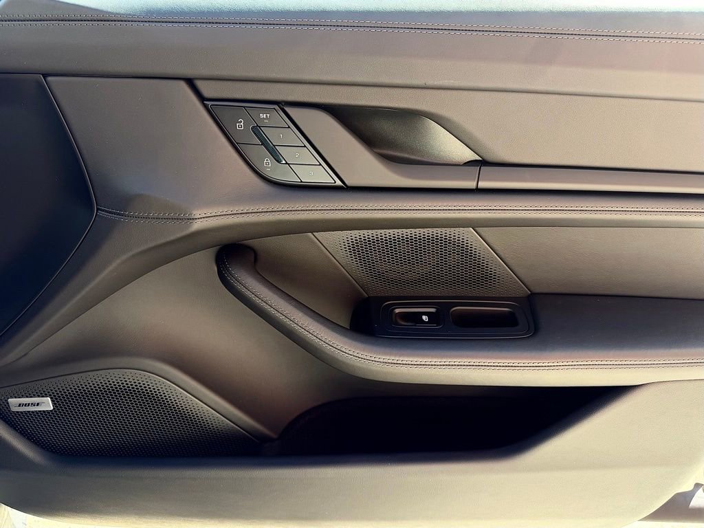 Certified 2024 Porsche Taycan image 22