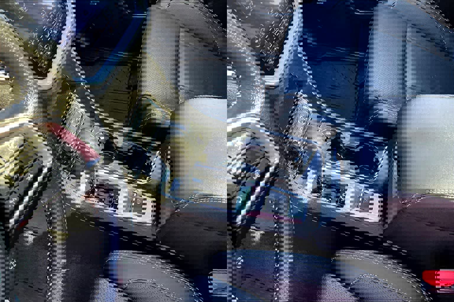 Used 2024 Subaru Ascent Limited w/ Technology Package image 17