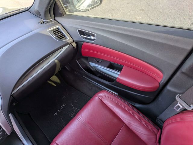 Used 2019 Acura TLX 3.5L Technology Pkg w/A-Spec P image 17