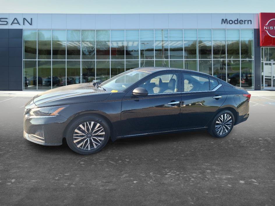 Certified 2025 Nissan Altima 2.5 SV