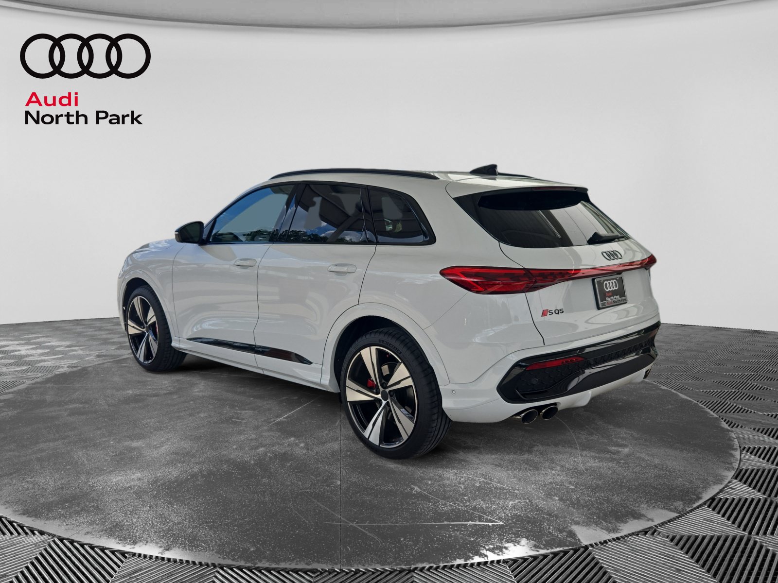 Used 2026 Audi SQ5 Premium Plus AWD/4WD image 3