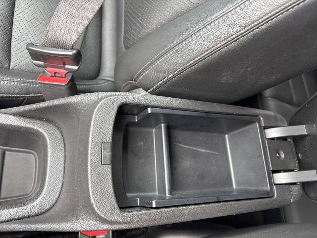 Certified 2020 Buick Encore GX Essence FWD image 31