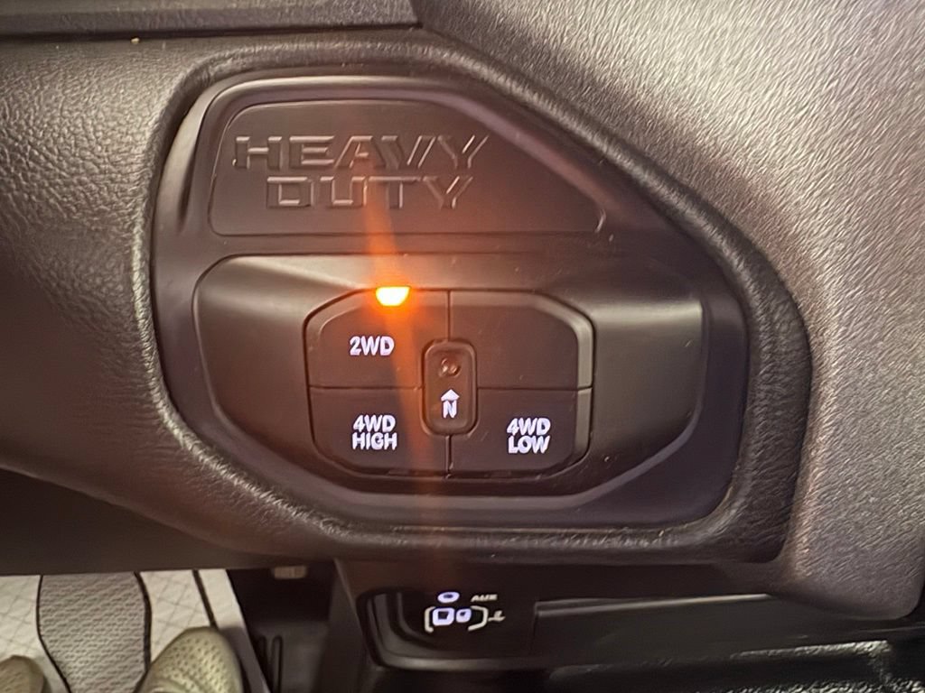 Used 2025 RAM 2500 Tradesman w/ Chrome Appearance Group AWD/4WD image 26