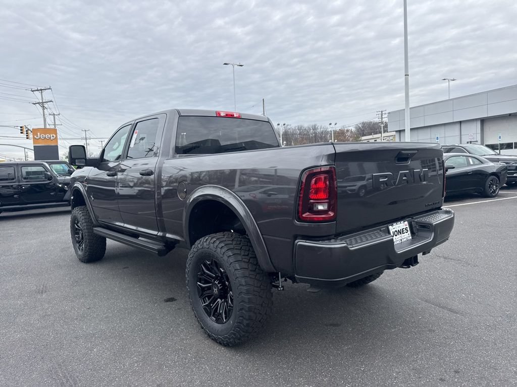 New 2026 RAM 2500 Big Horn AWD/4WD image 7