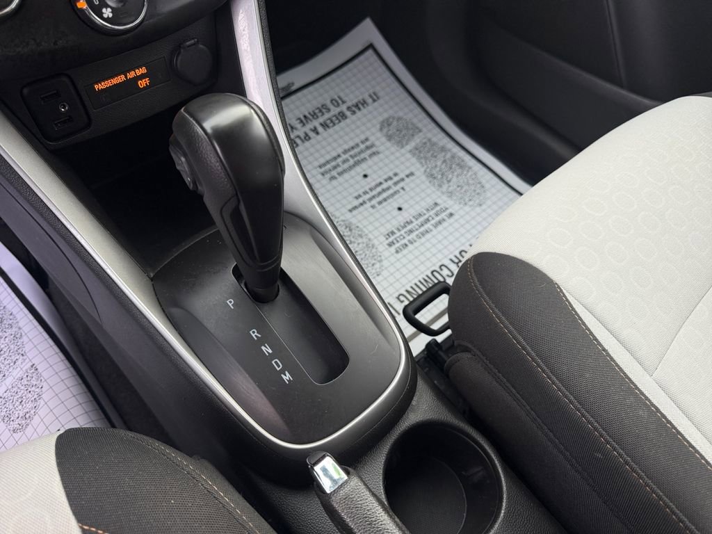 Used 2022 Chevrolet Trax LS w/ Tint and Cruise Package image 24