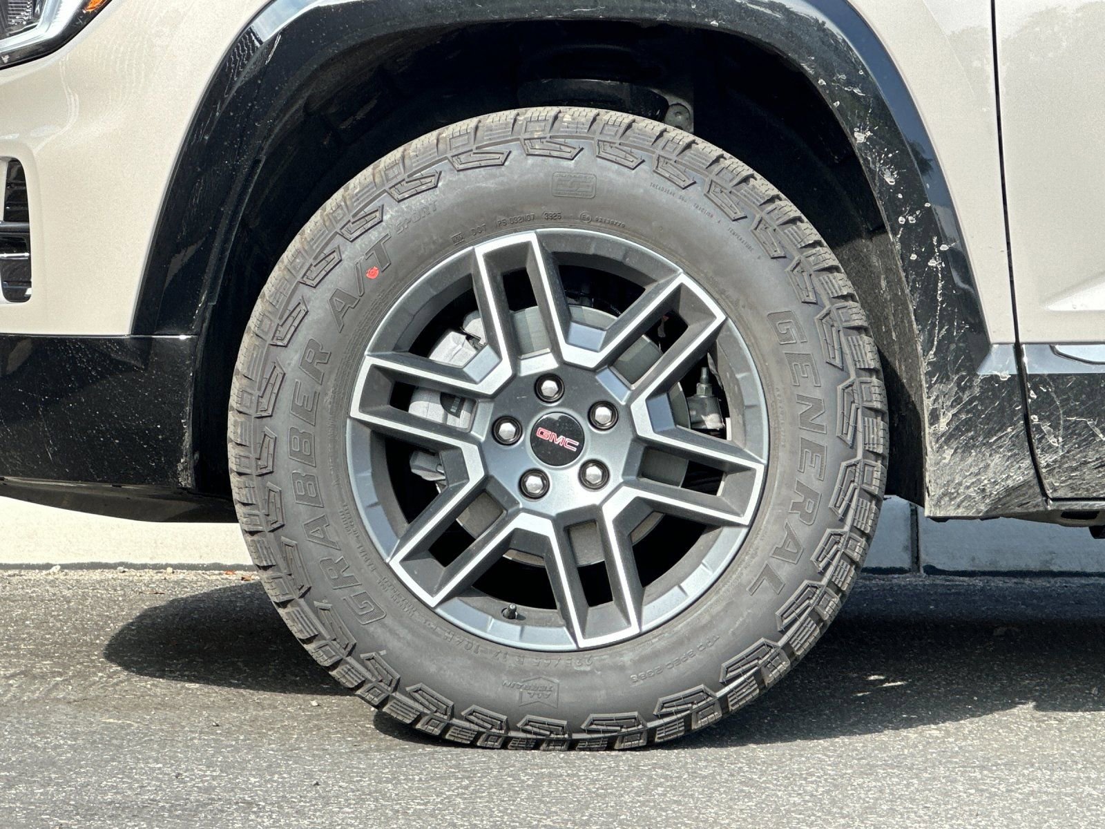 New 2026 GMC Terrain AT4 image 26