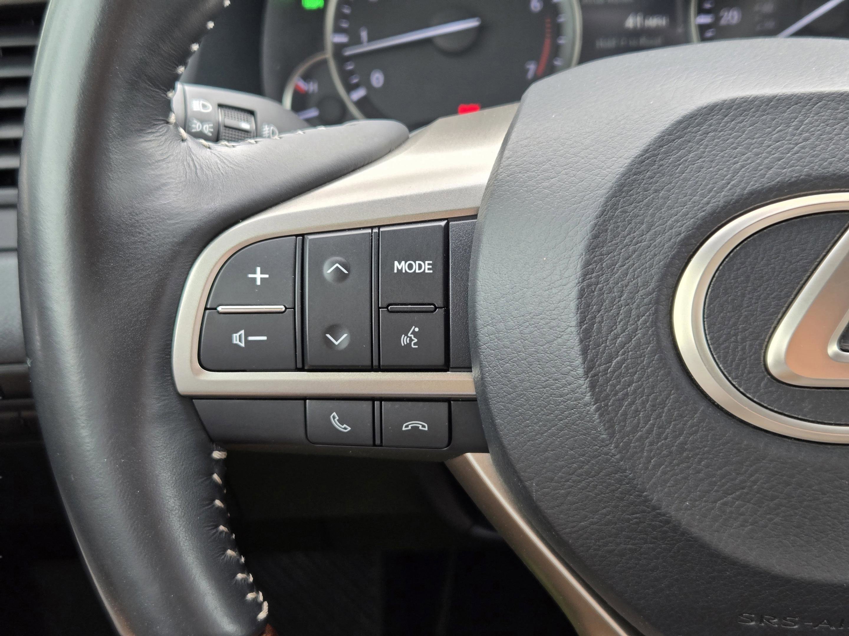 Used 2019 Lexus RX 350L FWD image 28