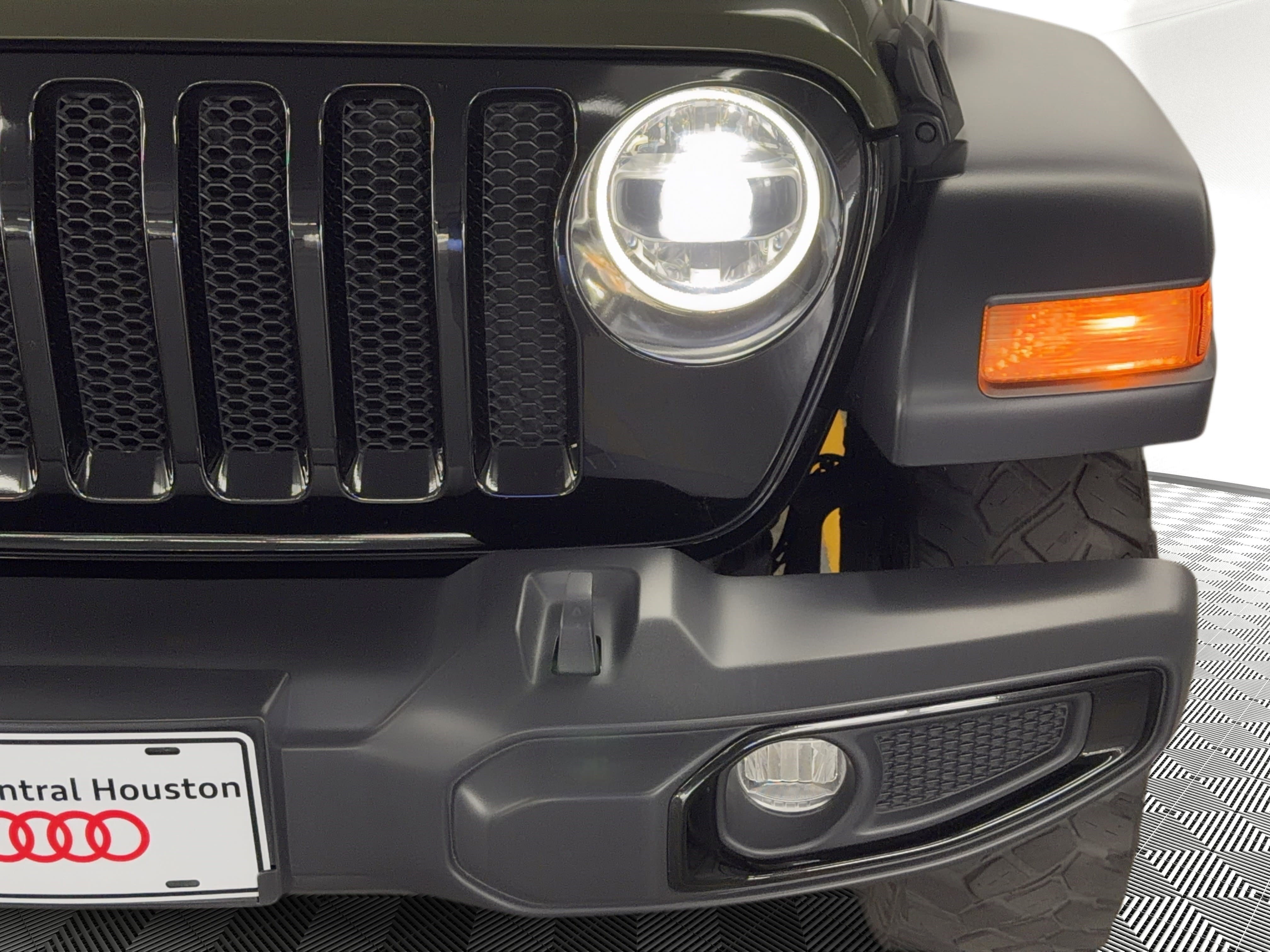 Used 2022 Jeep Wrangler Sport AWD/4WD image 11