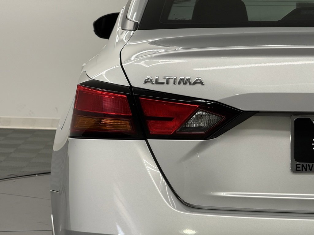 Used 2019 Nissan Altima 2.5 SR w/ SR Premium Package image 9