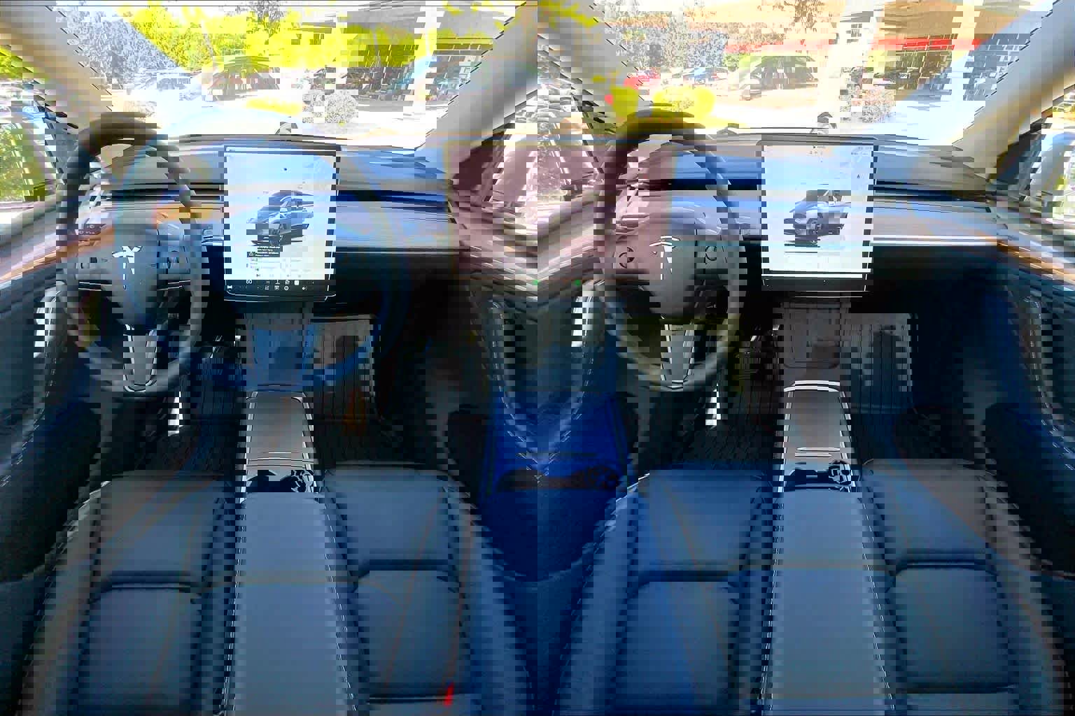 Used 2024 Tesla Model Y Long Range image 15