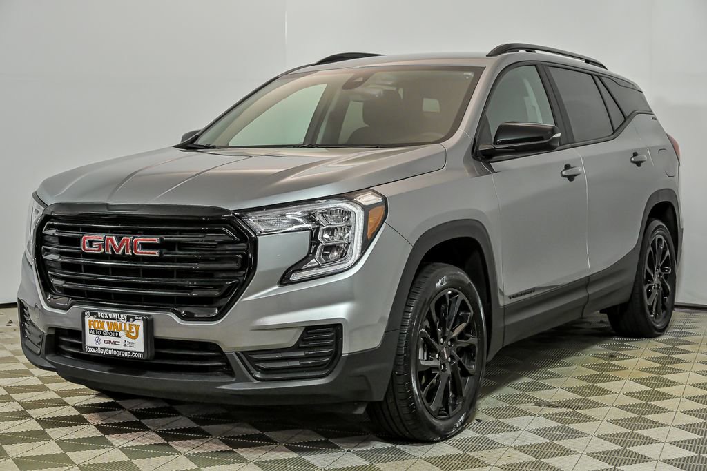 Used 2023 GMC Terrain SLE w/ Driver Convenience Package AWD/4WD image 5