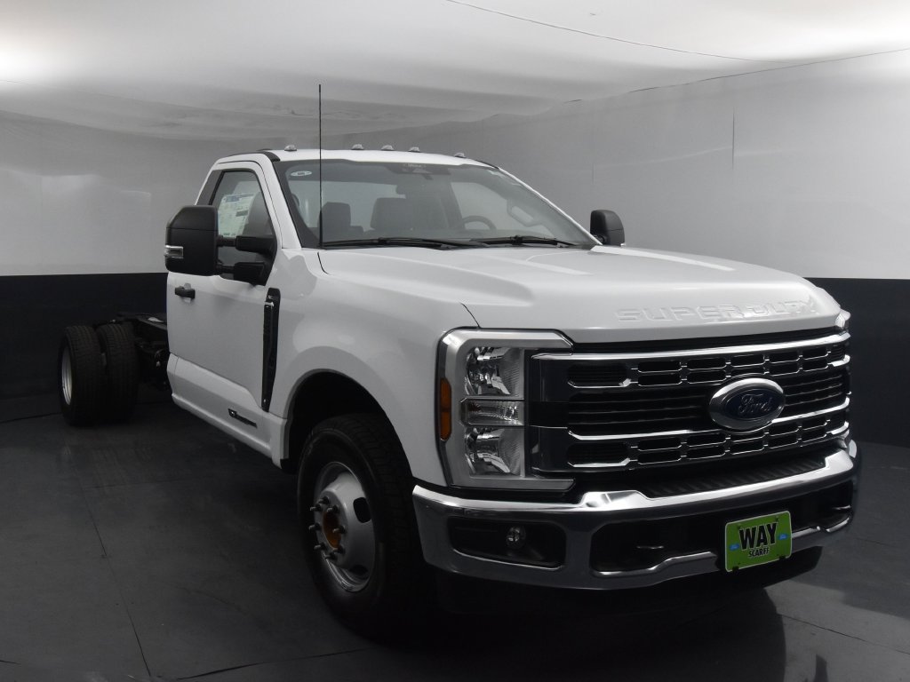 New 2024 Ford F350 XL w/ XL Chrome Package RWD image 39