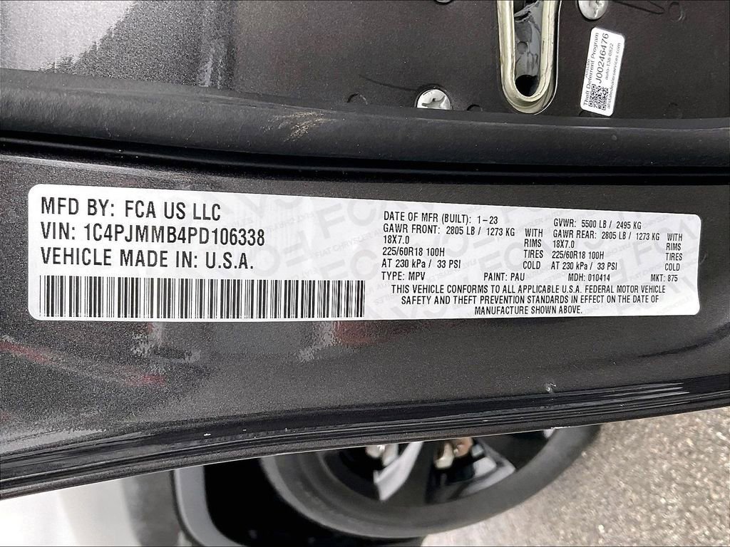 Used 2023 Jeep Cherokee Altitude Lux image 30