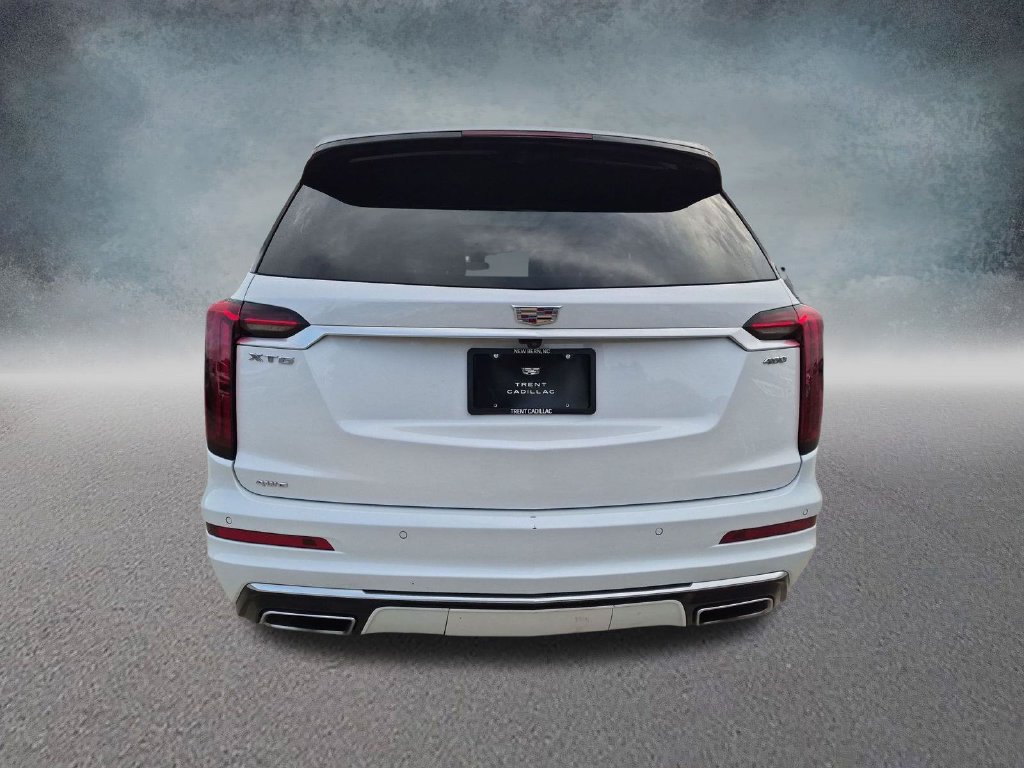 Certified 2025 Cadillac XT6 Premium Luxury w/ LPO, Floor Liner Package AWD/4WD image 3