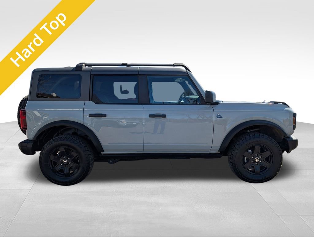 Used 2023 Ford Bronco Black Diamond image 6