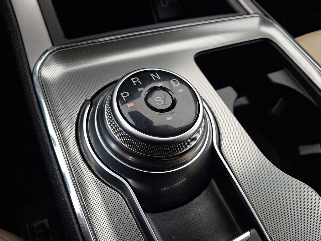 Certified 2022 Ford Edge SEL w/ Convenience Package image 15