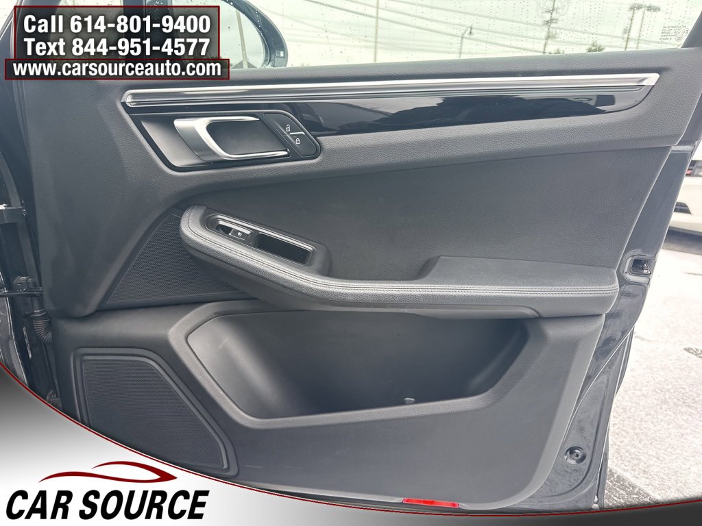 Used 2019 Porsche Macan image 40