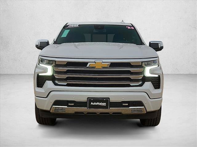 Used 2023 Chevrolet Silverado 1500 High Country w/ Z71 Off-Road Package AWD/4WD image 2