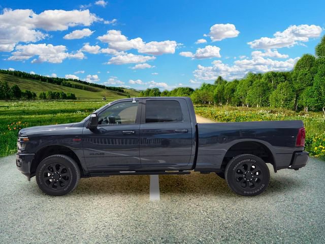Used 2025 RAM 2500 Laramie AWD/4WD image 3