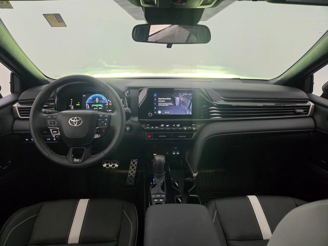 Used 2025 Toyota Camry SE FWD image 24