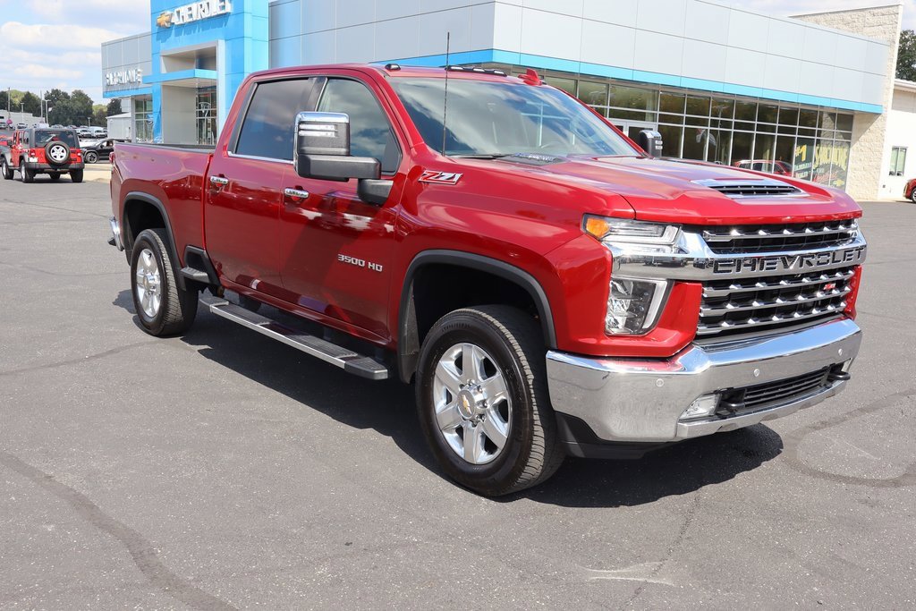 Used 2021 Chevrolet Silverado 3500 LTZ w/ LTZ Convenience Package image 2