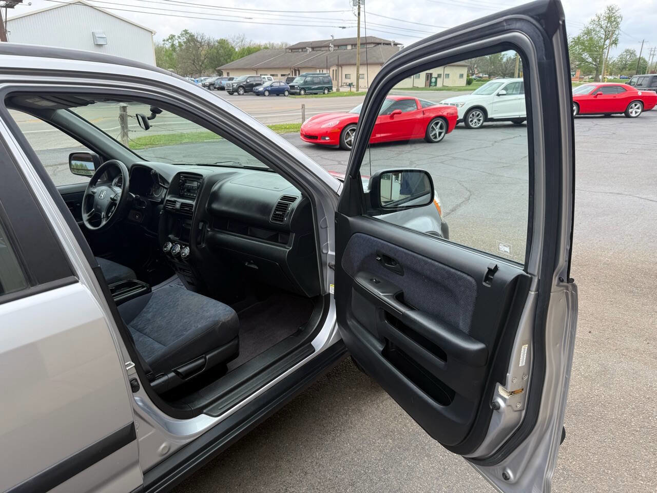 Used 2005 Honda CR-V LX image 64