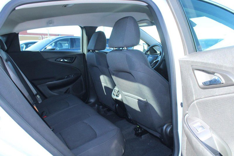 Certified 2025 Chevrolet Malibu LT image 13