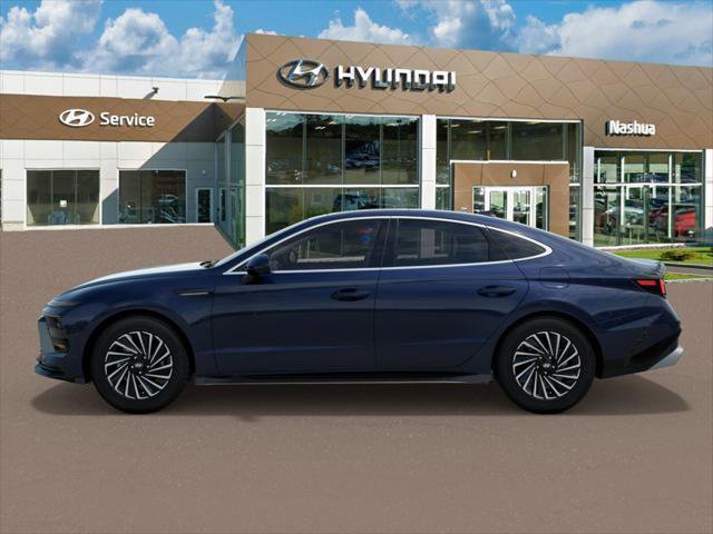 New 2025 Hyundai Sonata Limited FWD image 3