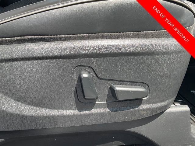 Used 2022 Hyundai Palisade Calligraphy w/ Winter Package image 17