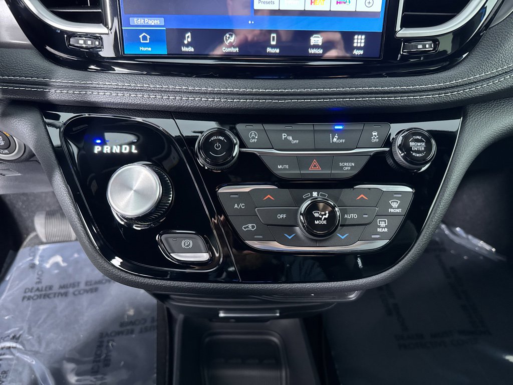 New 2026 Chrysler Pacifica Select w/ S Appearance Package image 25